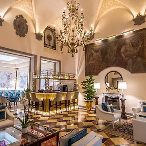Hotel Golden Tower &
